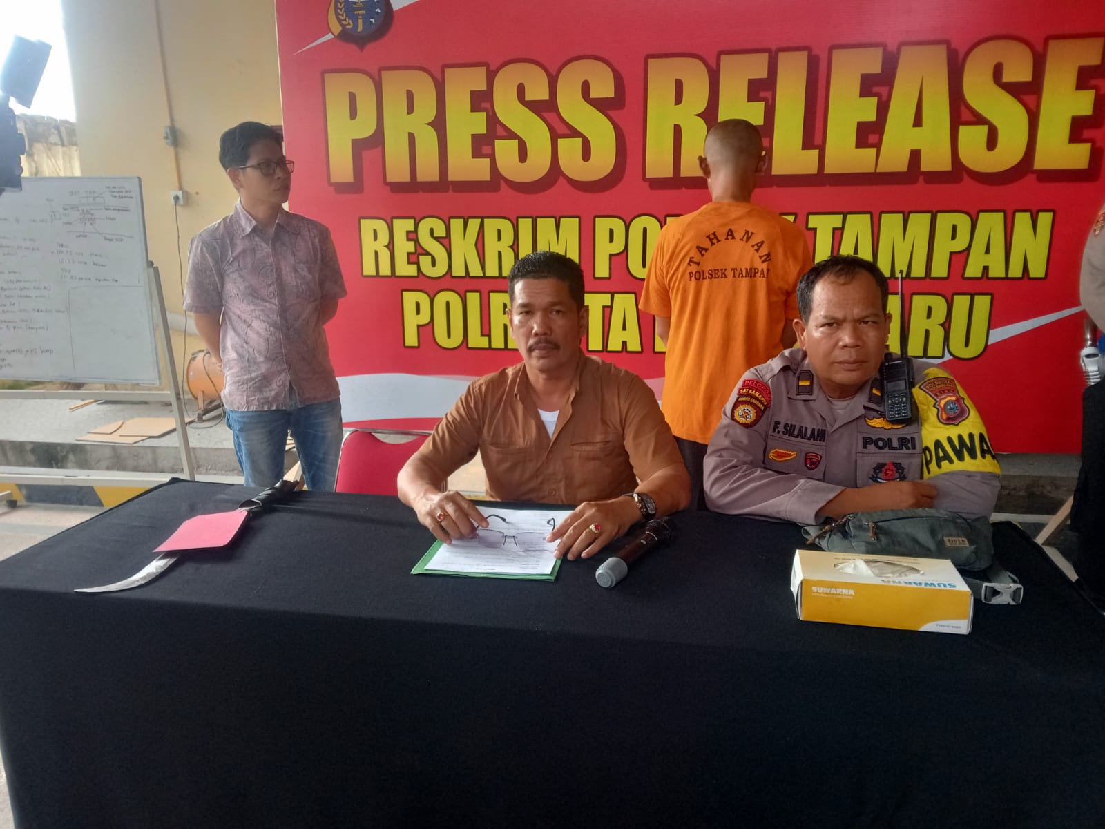 Pelaku Pengancaman diLoket PT. Sari Kencana Pekanbaru Jl. Hr Subrantas ditangkap