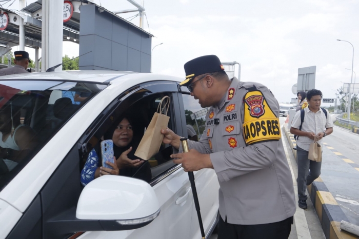 Kapolres Kampar Tinjau Langsung Posko Mudik, Pastikan Kesiapan Personel dan Distribusikan