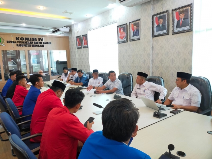 Mahasiswa Cipayung Plus Audiensi Bersama Komisi IV DPRD Bengkalis Bahas Keberlanjutan Beasiswa Daerah